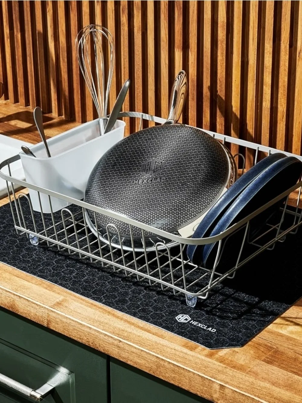 NEW HexClad 5-Piece Kitchen Accessory Bundle – Seller Curated